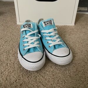 Women’s shoes size 7